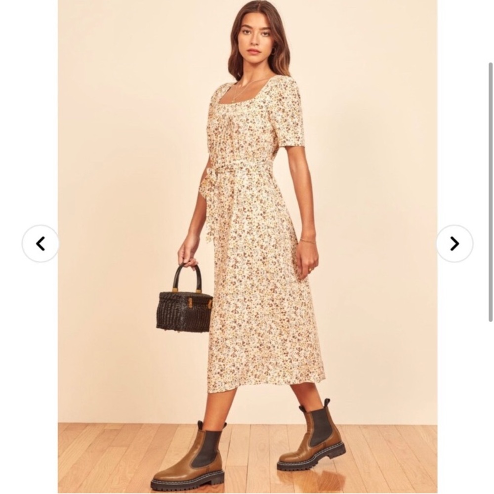 Reformation Jeans lona Floral Print Short Sleeve Dress with Belt size L